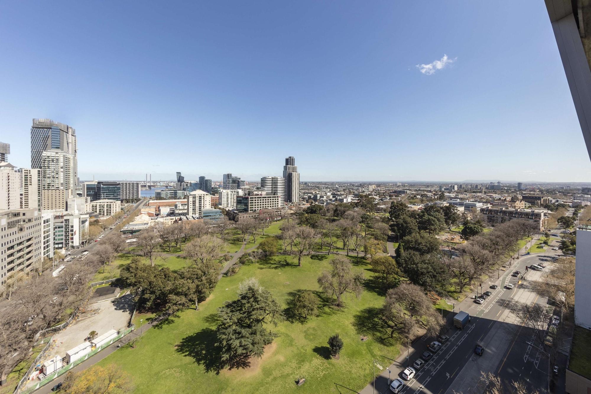 Oaks Melbourne On William Suites Exterior photo