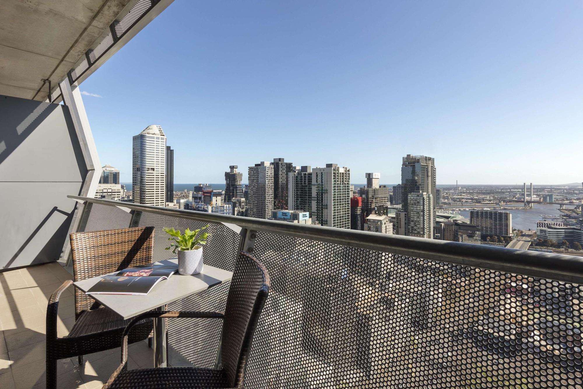 Oaks Melbourne On William Suites Exterior photo